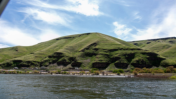 Wednesday (04/29) - Hells Canyon Jet Boat Tour of Snake River