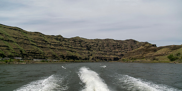 Wednesday (04/29) - Hells Canyon Jet Boat Tour of Snake River