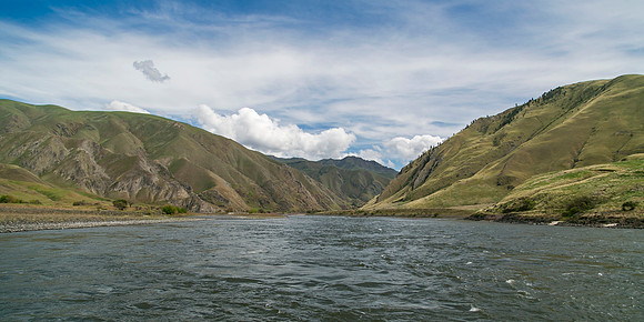 Wednesday (04/29) - Hells Canyon Jet Boat Tour of Snake River