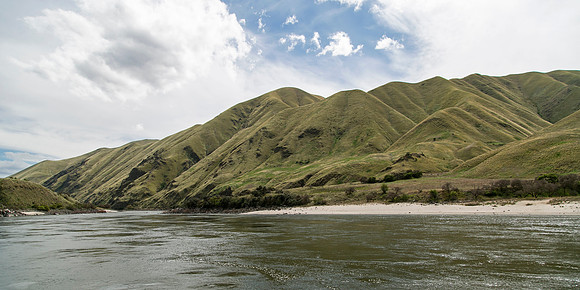 Wednesday (04/29) - Hells Canyon Jet Boat Tour of Snake River