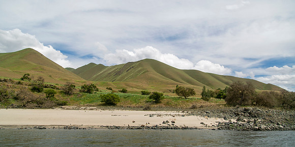 Wednesday (04/29) - Hells Canyon Jet Boat Tour of Snake River