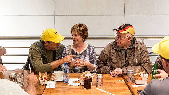Thursday - Dinner at the airport with Mack's and de Swardt's