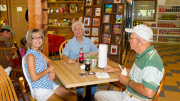 Jaemor's Farm Market