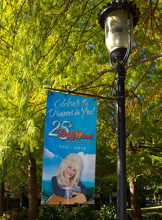 Day 2 (Dollywood)