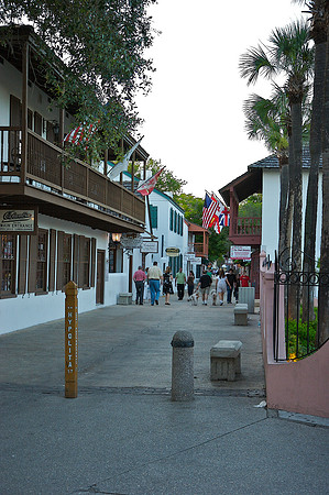 Tuesday - A day at the pool, then Historic St. Augustine at night