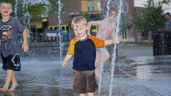 Saturday Night at Suwanee Town Center